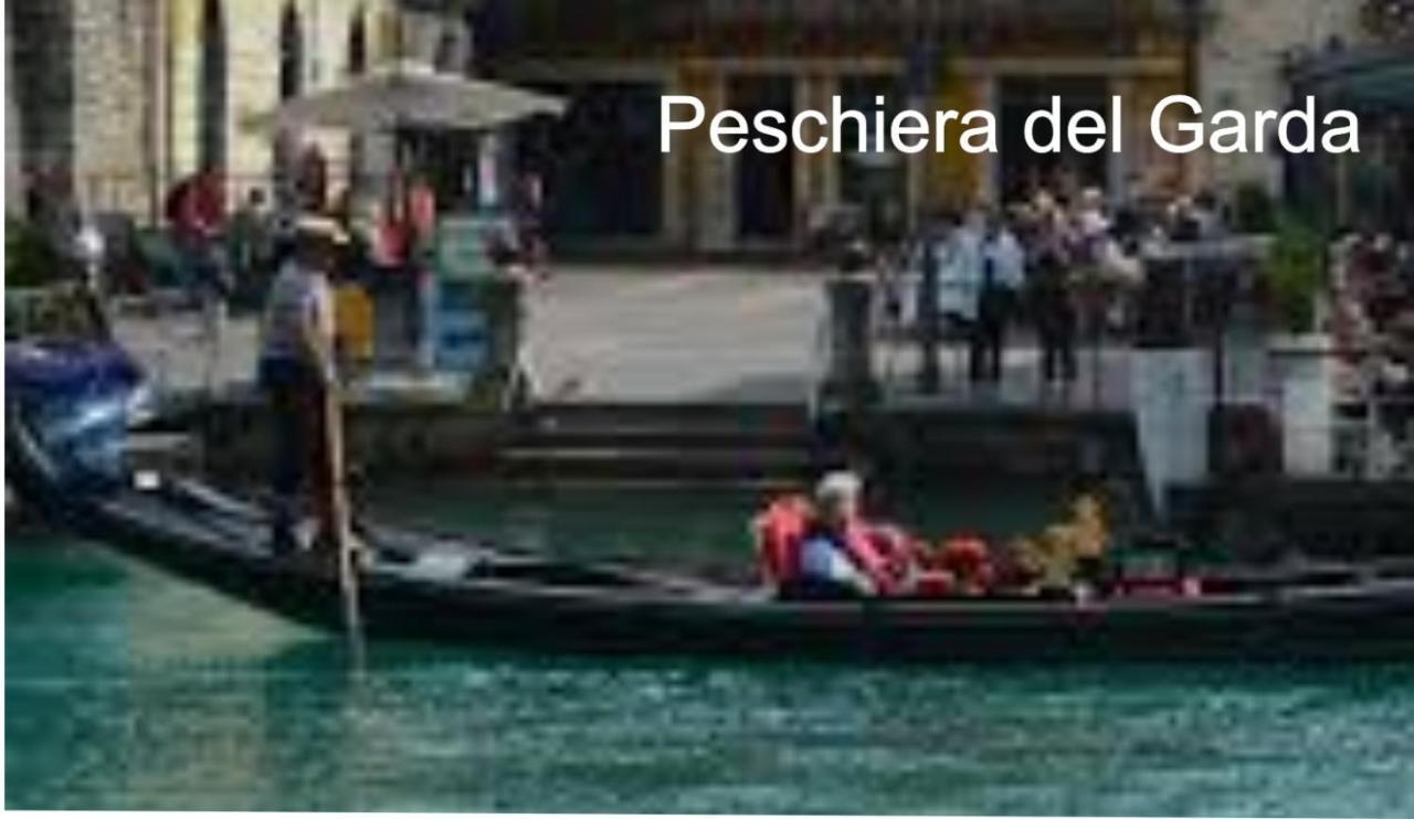 Appartamento "Il Vicolo" Peschiera del Garda Exteriör bild