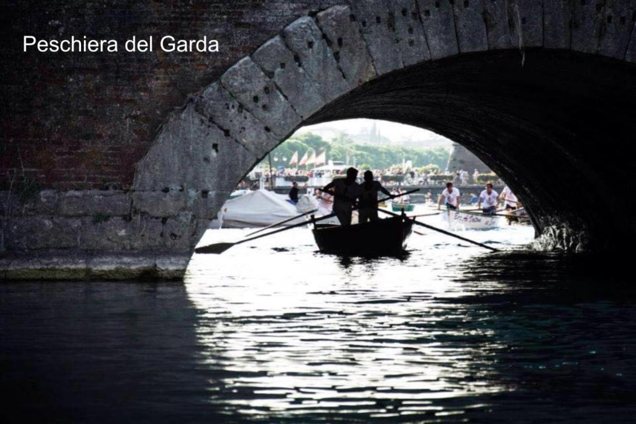 Appartamento "Il Vicolo" Peschiera del Garda Exteriör bild