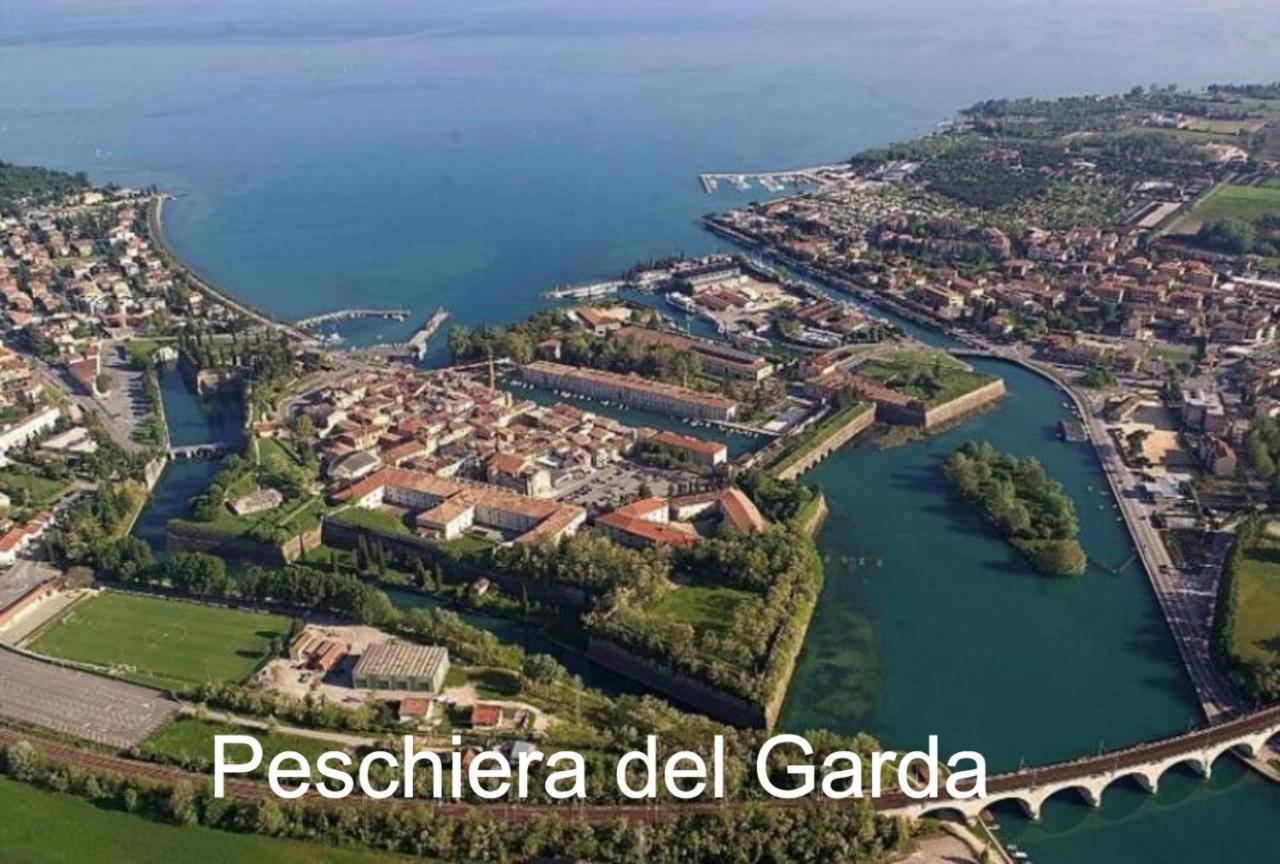 Appartamento "Il Vicolo" Peschiera del Garda Exteriör bild