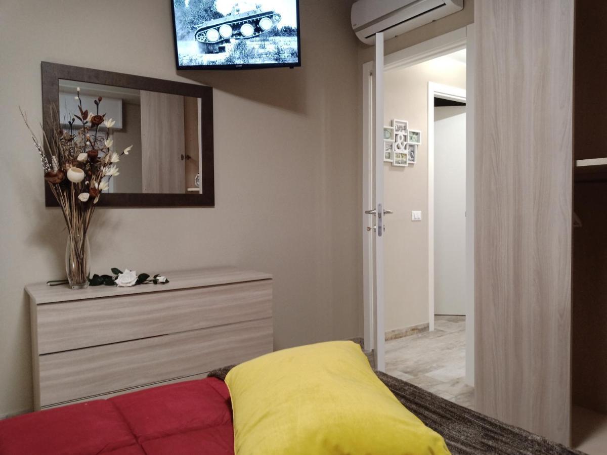 Appartamento "Il Vicolo" Peschiera del Garda Exteriör bild